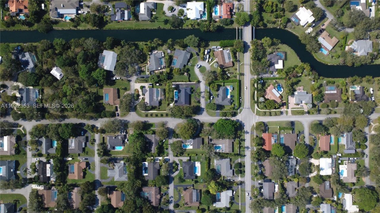 7700 SW 168th Ter, Palmetto Bay, FL 33157 Photo