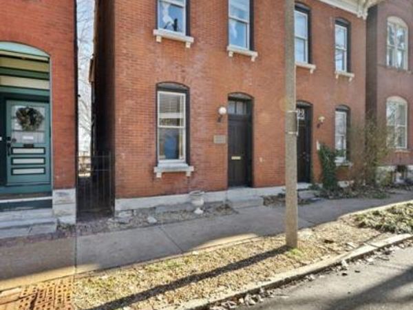 2320 S 9th Street, St Louis, MO 63104