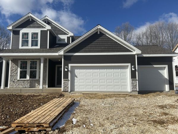 1111 Mt. Vernon Dr, Hartford, WI 53027