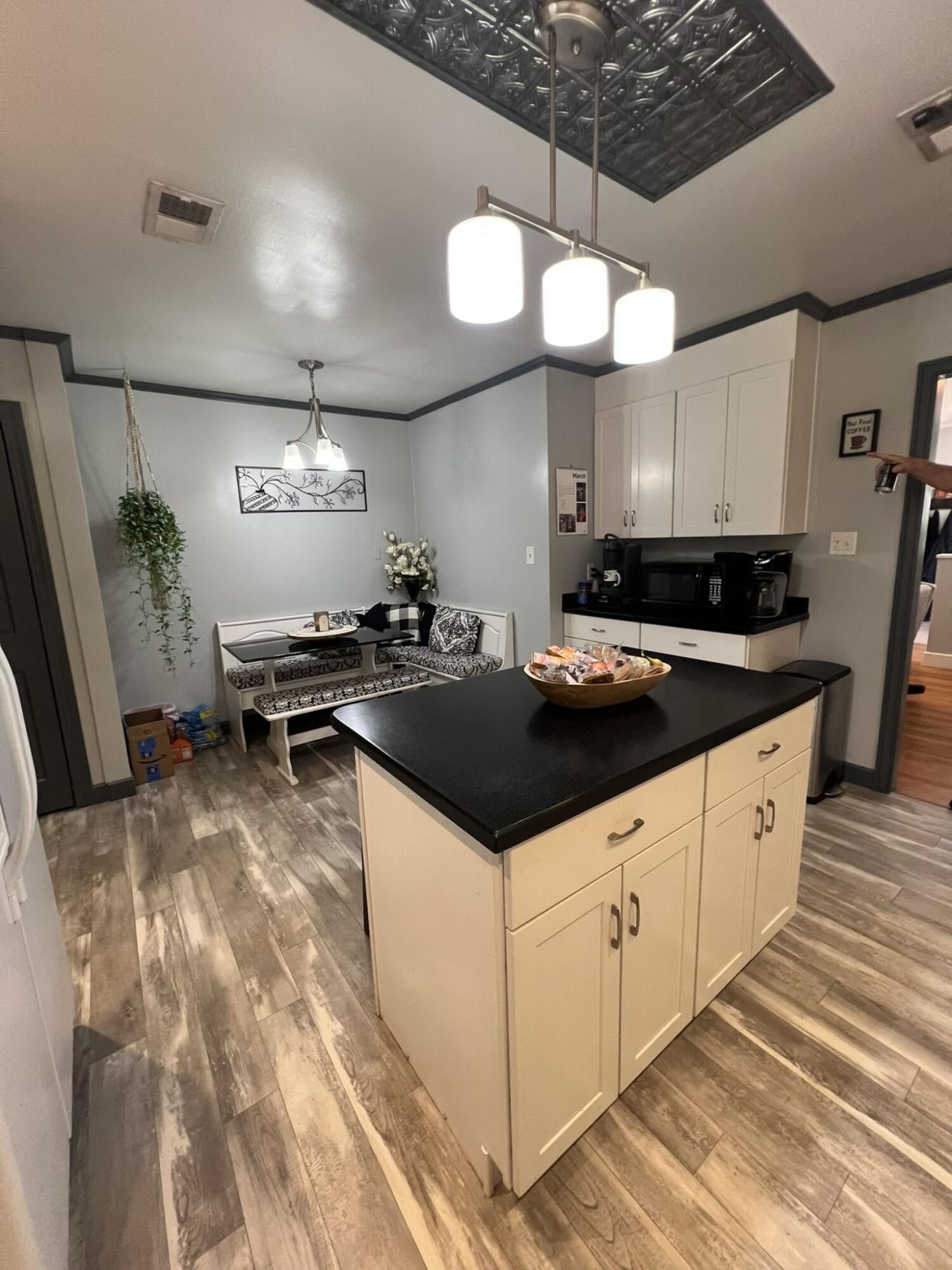 111 Newington Road Photo 10