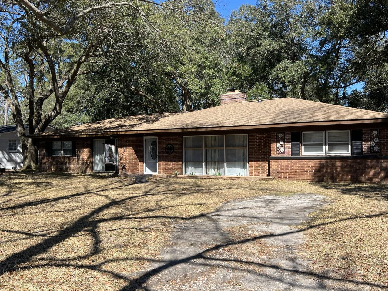 111 Newington Road Photo 3