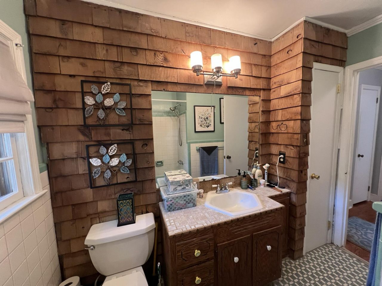 111 Newington Road Photo 30