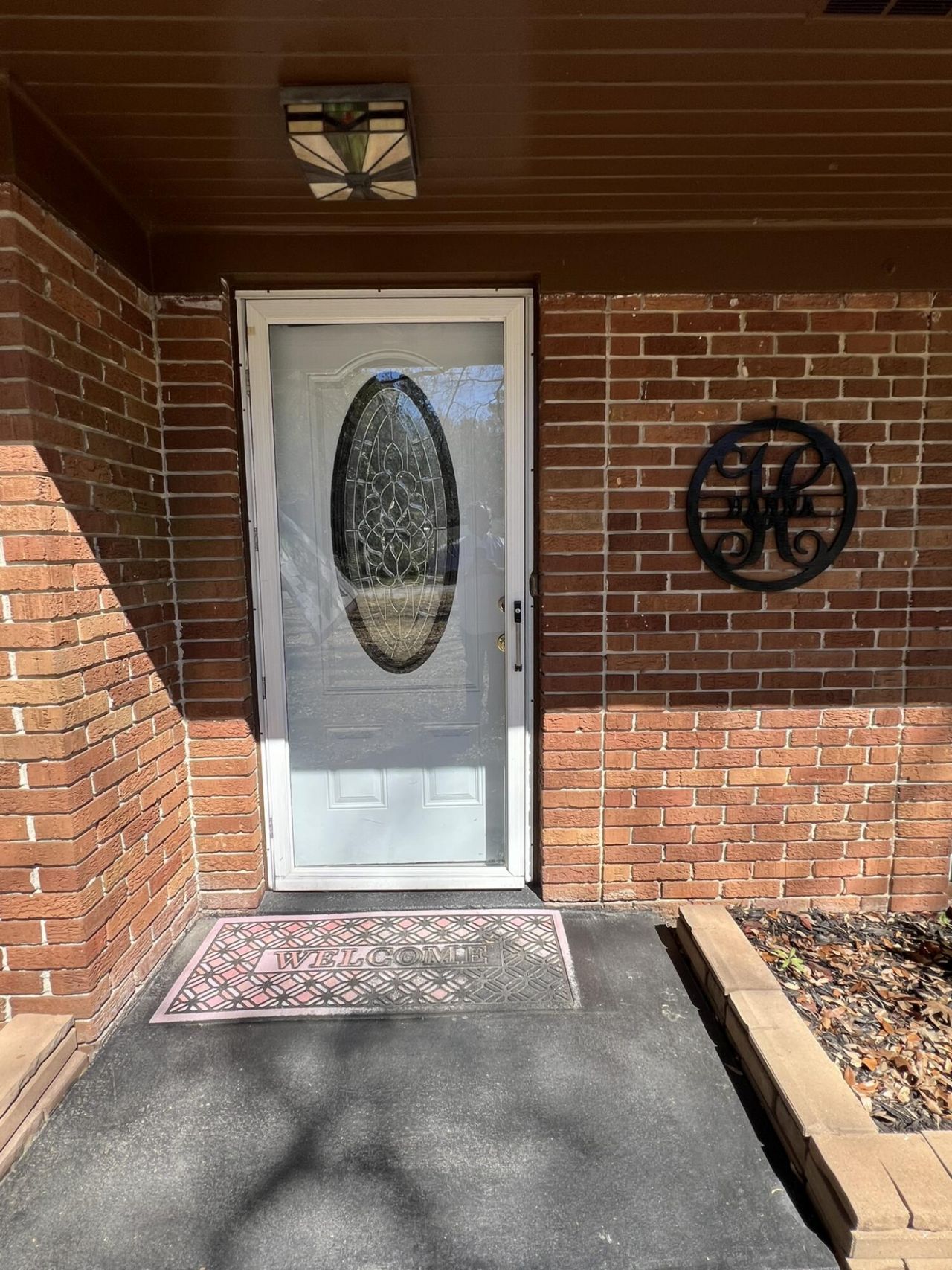 111 Newington Road Photo 4