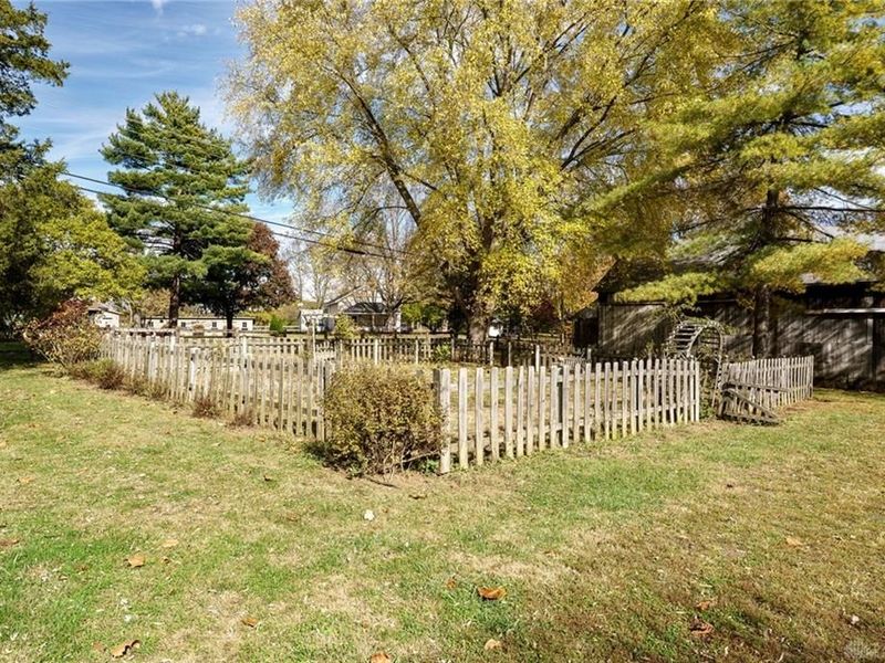 8308 Cedar Hill Road, Waynesville, OH 45068 Photo 33