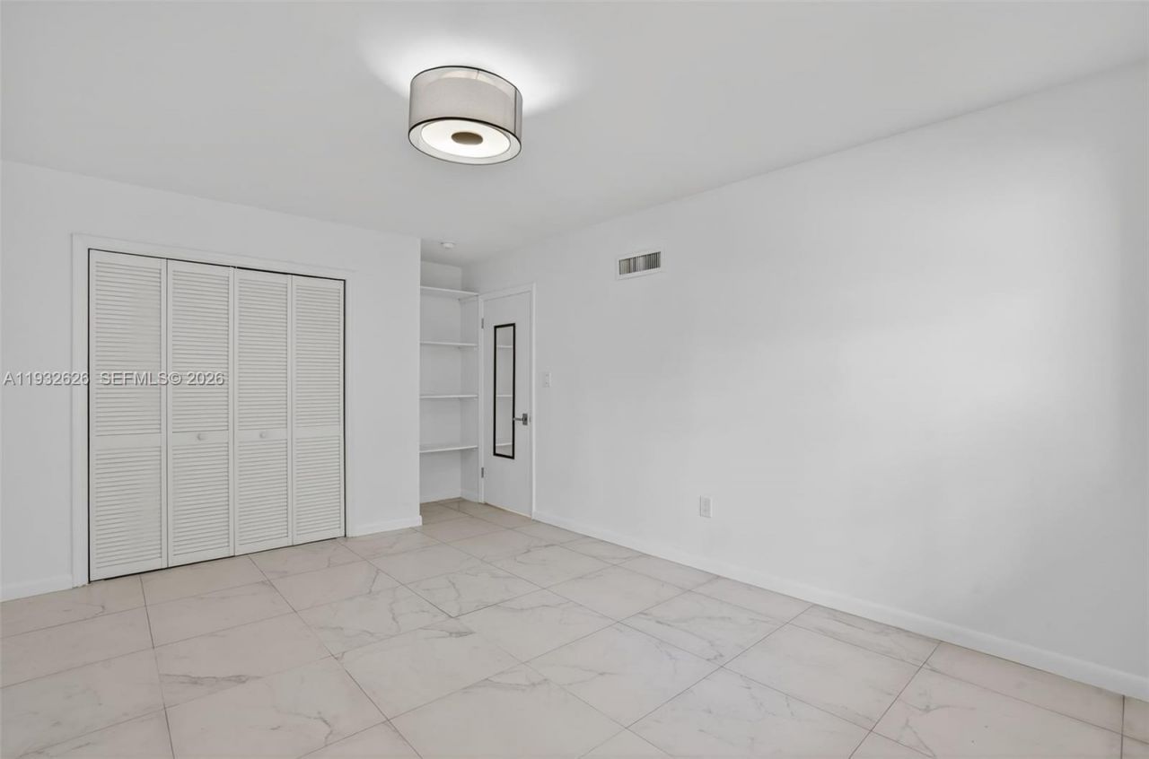 1239 Mariposa Ave, Unit 2, Coral Gables, FL 33146 Photo