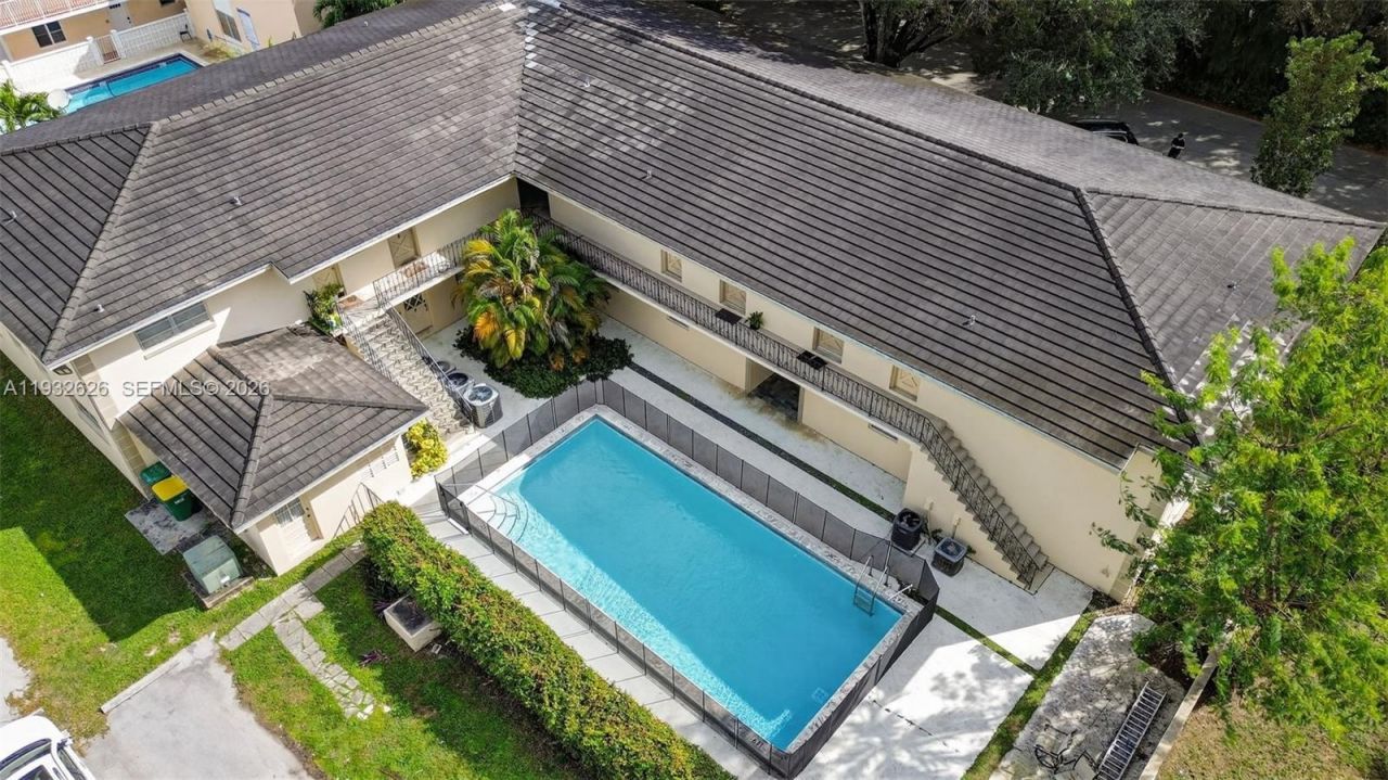 1239 Mariposa Ave, Unit 2, Coral Gables, FL 33146 Photo