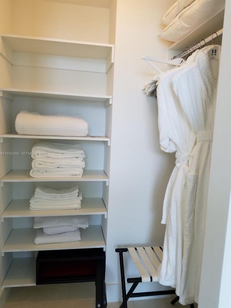 4111 S Ocean Dr, Unit MPH09, Hollywood, FL 33019 Photo