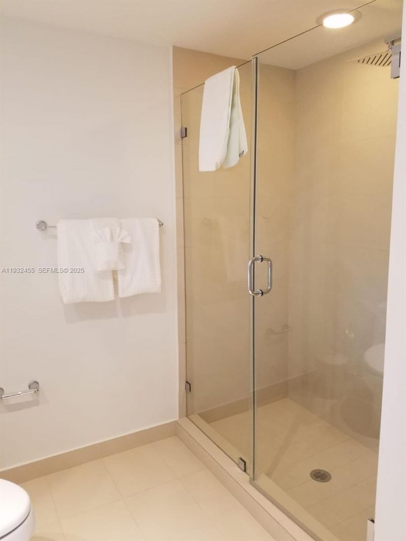 4111 S Ocean Dr, Unit MPH09, Hollywood, FL 33019 Photo