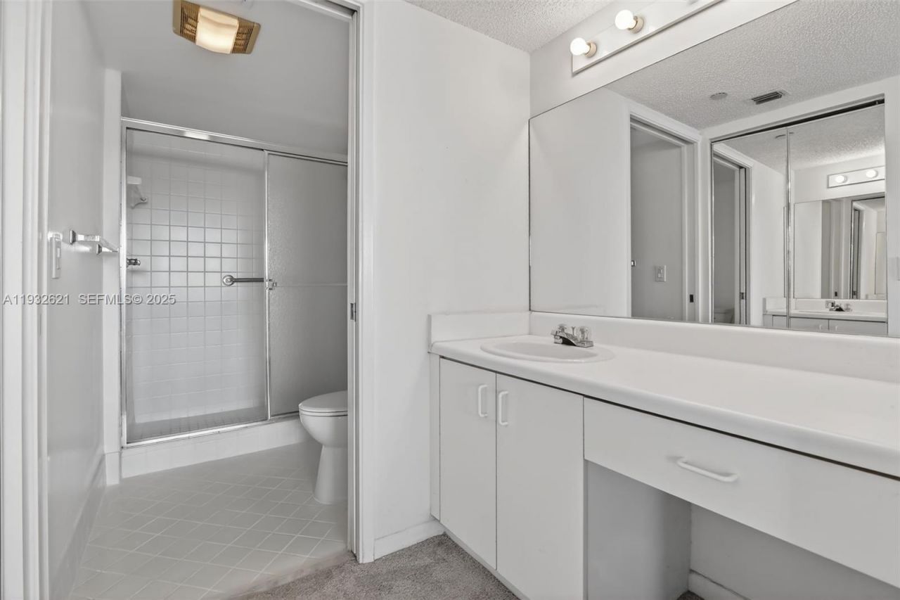 13800 SW 5th Ct, Unit 204M, Pembroke Pines, FL 33027 Photo