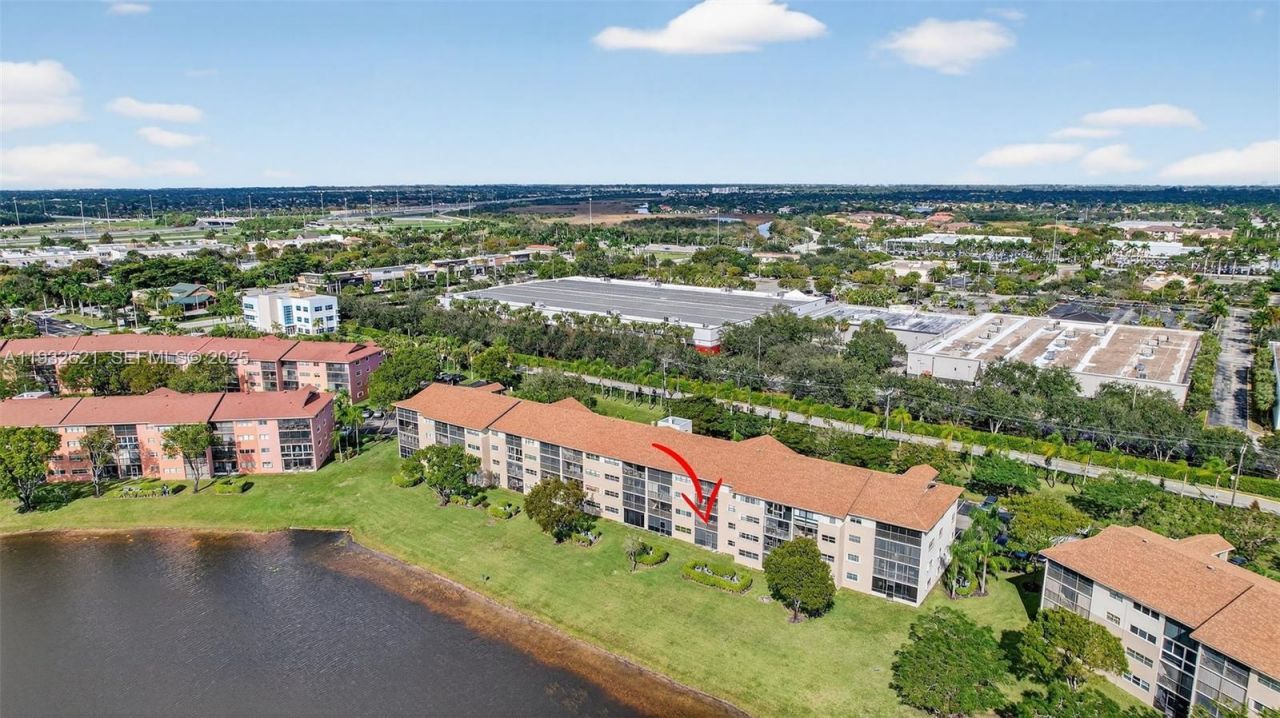 13800 SW 5th Ct, Unit 204M, Pembroke Pines, FL 33027 Photo