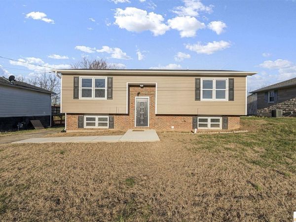 215 Davis Street , Campbellsville, KY 42718