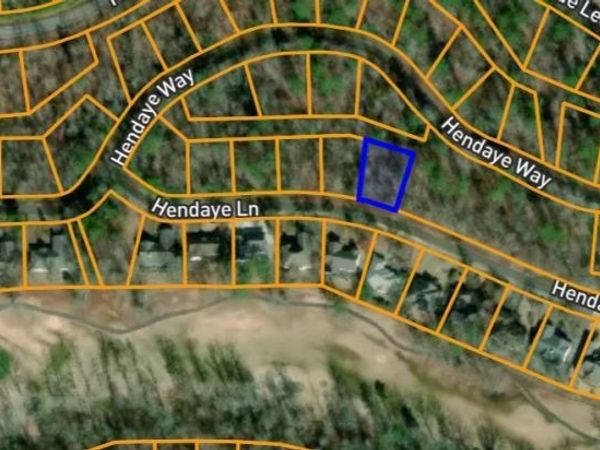 11 Hendaye Lane, Hot Springs Village, AR 71909