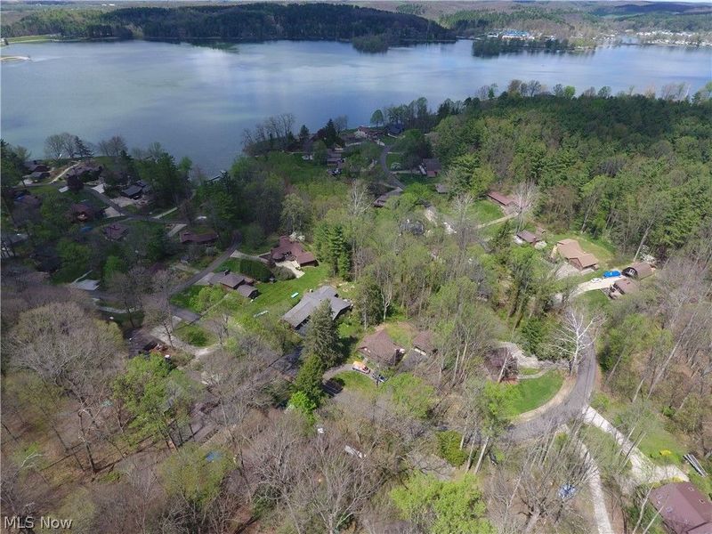 9316 Lakewood Drive NE, Mineral City, OH 44656 Photo 8