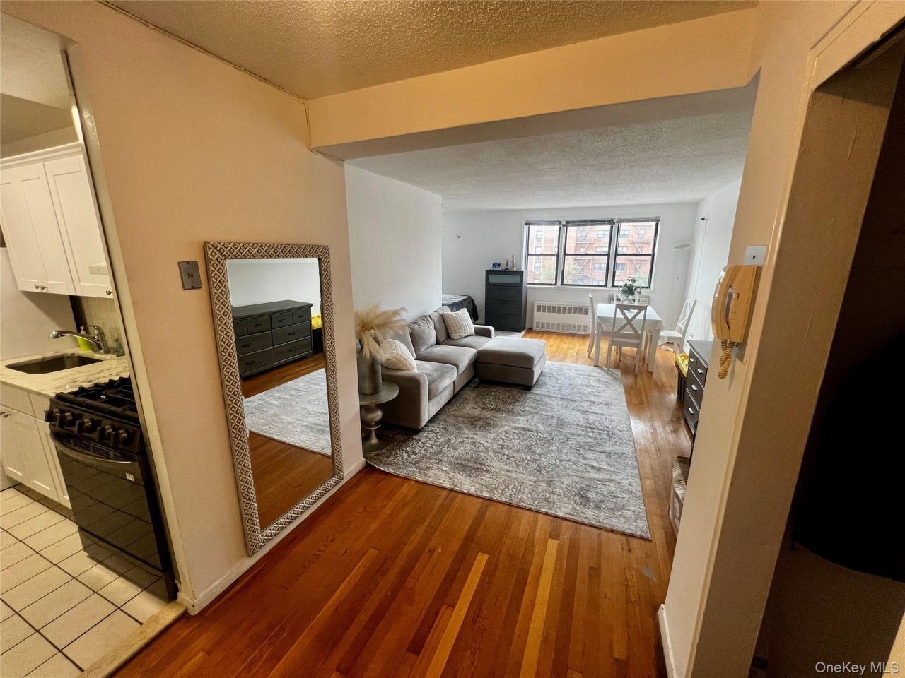 84-29 155th Avenue, Unit 2H, Howard Beach, NY 11414 Main Photo