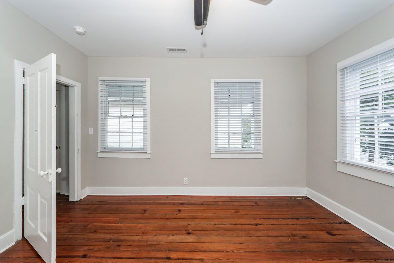 108 America Street Photo 12