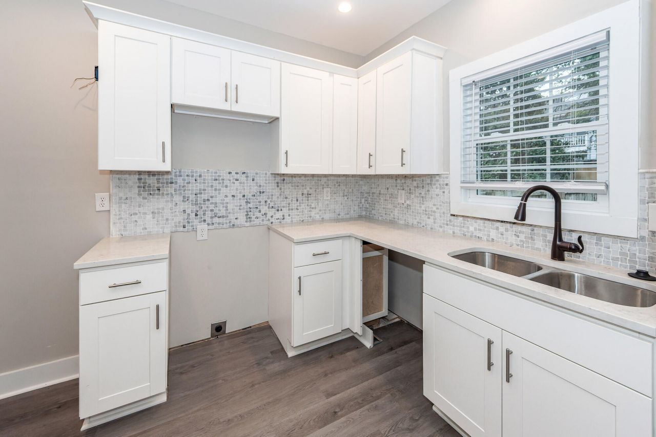 108 America Street Photo 15