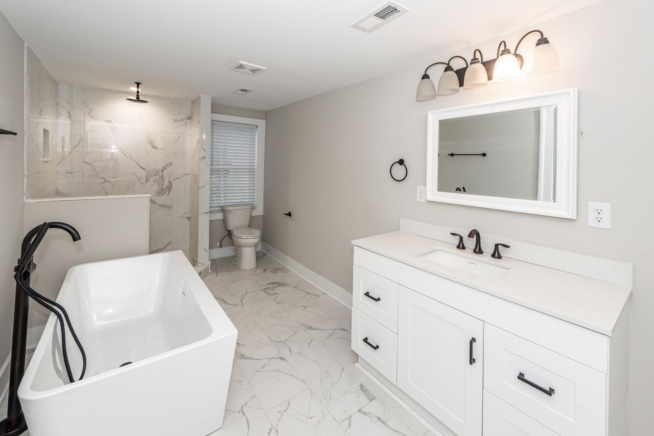 108 America Street Photo 22