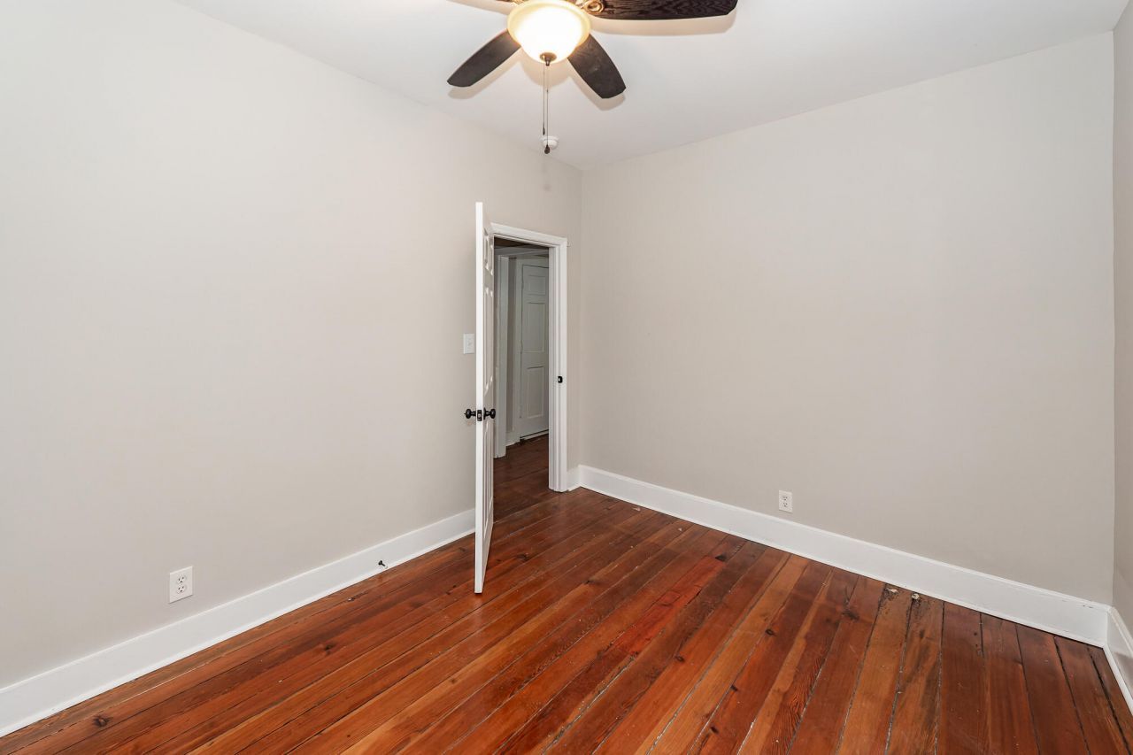 108 America Street Photo 33