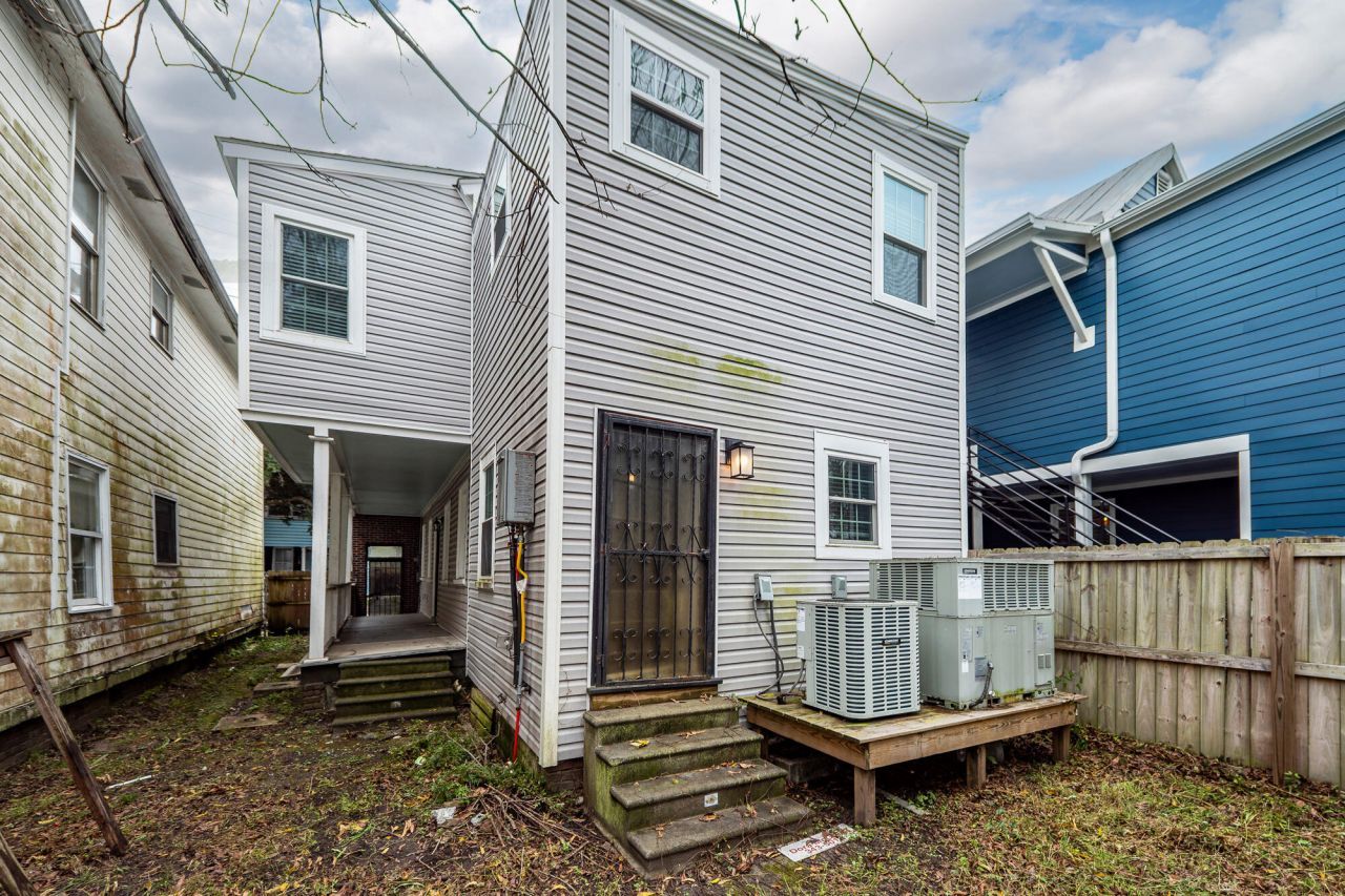 108 America Street Photo 41