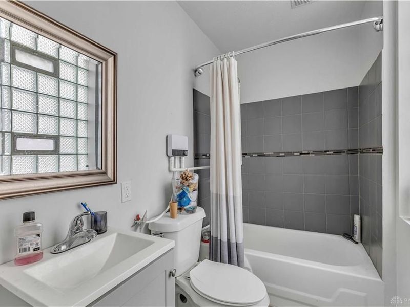 1476 W 114th Street, Cleveland, OH 44102 Photo 10