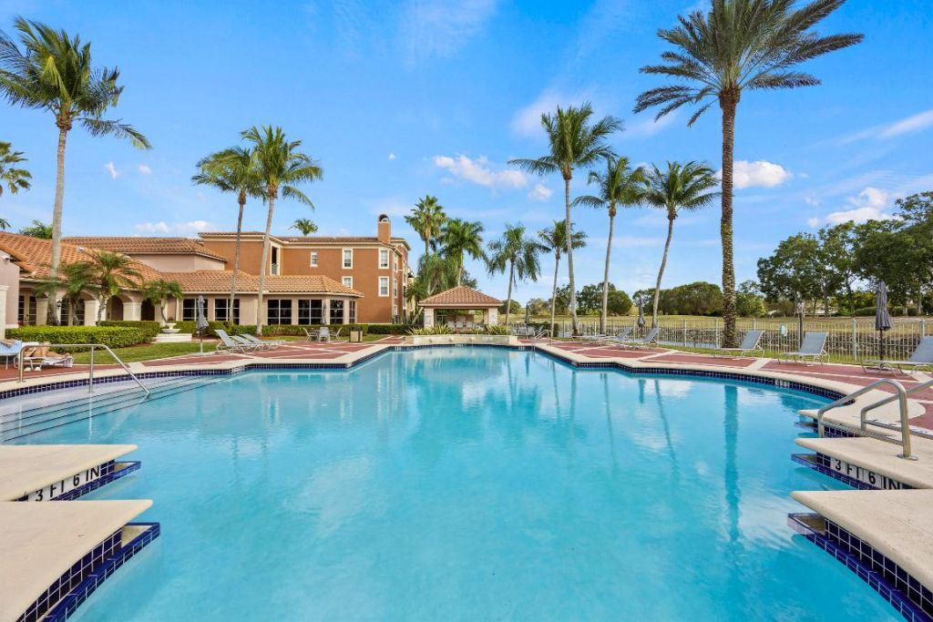 11790 Saint Andrews Place, Unit 202, Wellington, FL 33414 Photo