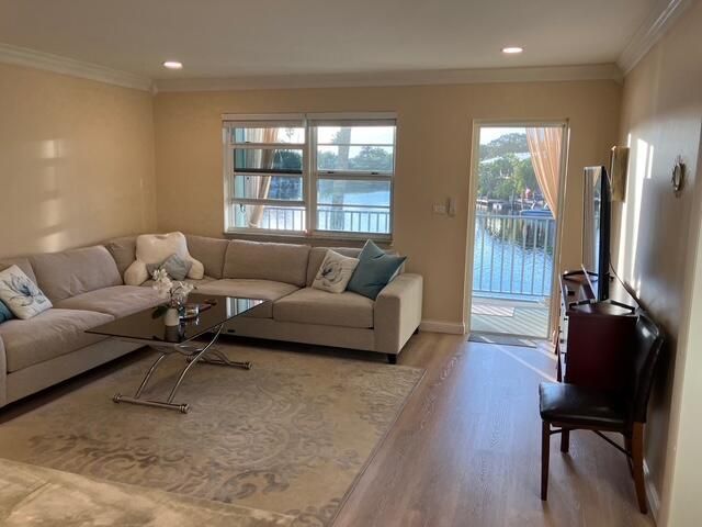 801 NE 18th Court, Unit 202, Fort Lauderdale, FL 33305 Photo