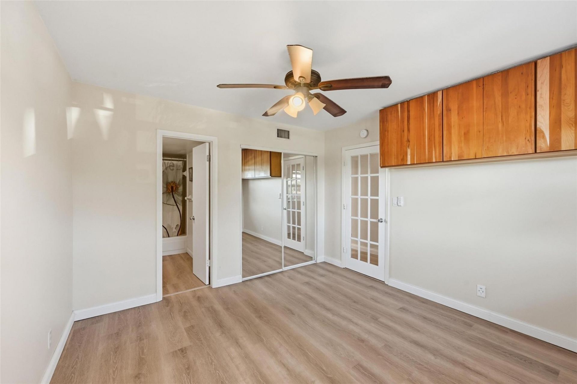 801 NE 18th Court, Unit 202, Fort Lauderdale, FL 33305 Photo