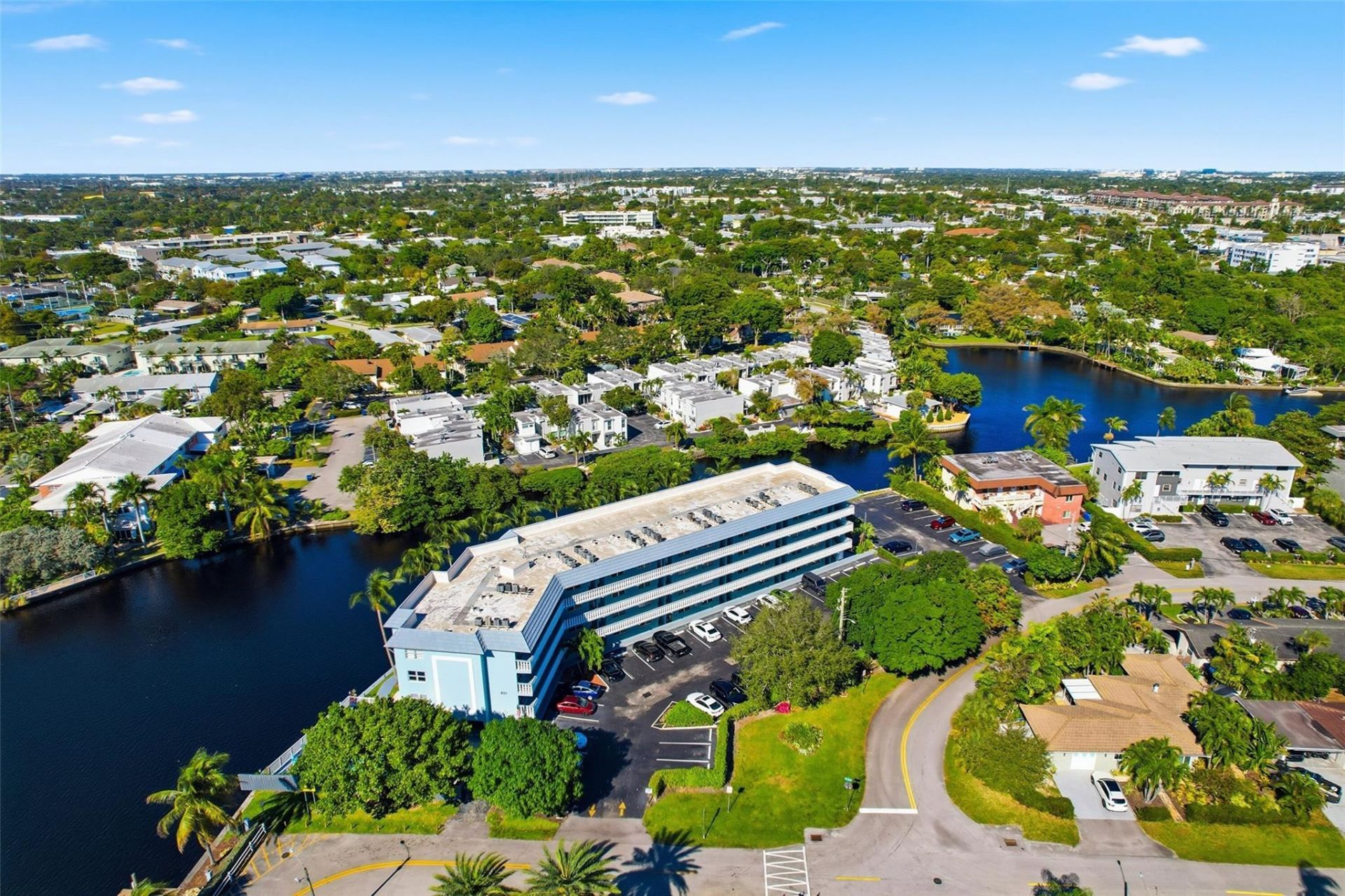 801 NE 18th Court, Unit 202, Fort Lauderdale, FL 33305 Photo