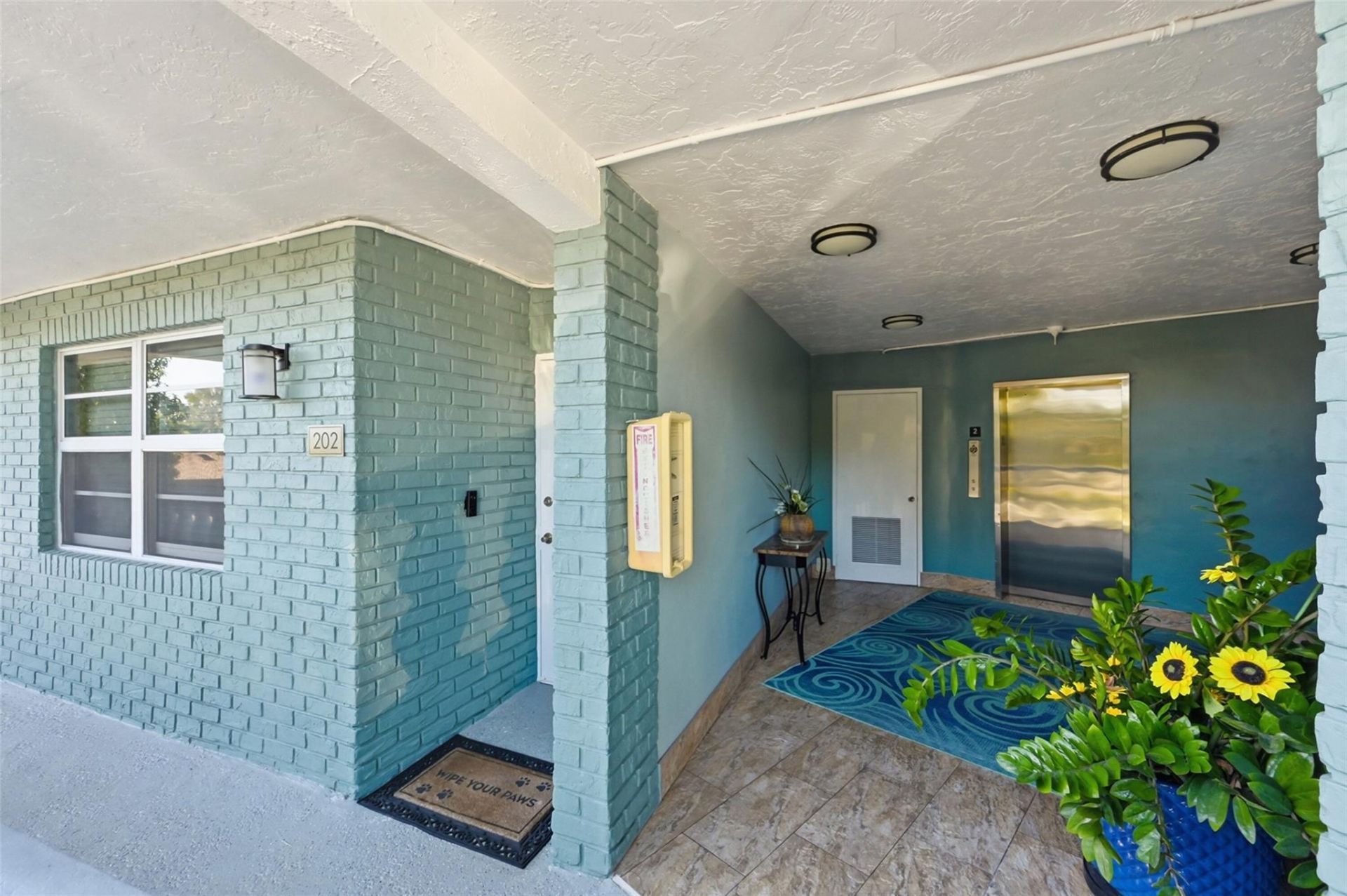 801 NE 18th Court, Unit 202, Fort Lauderdale, FL 33305 Photo