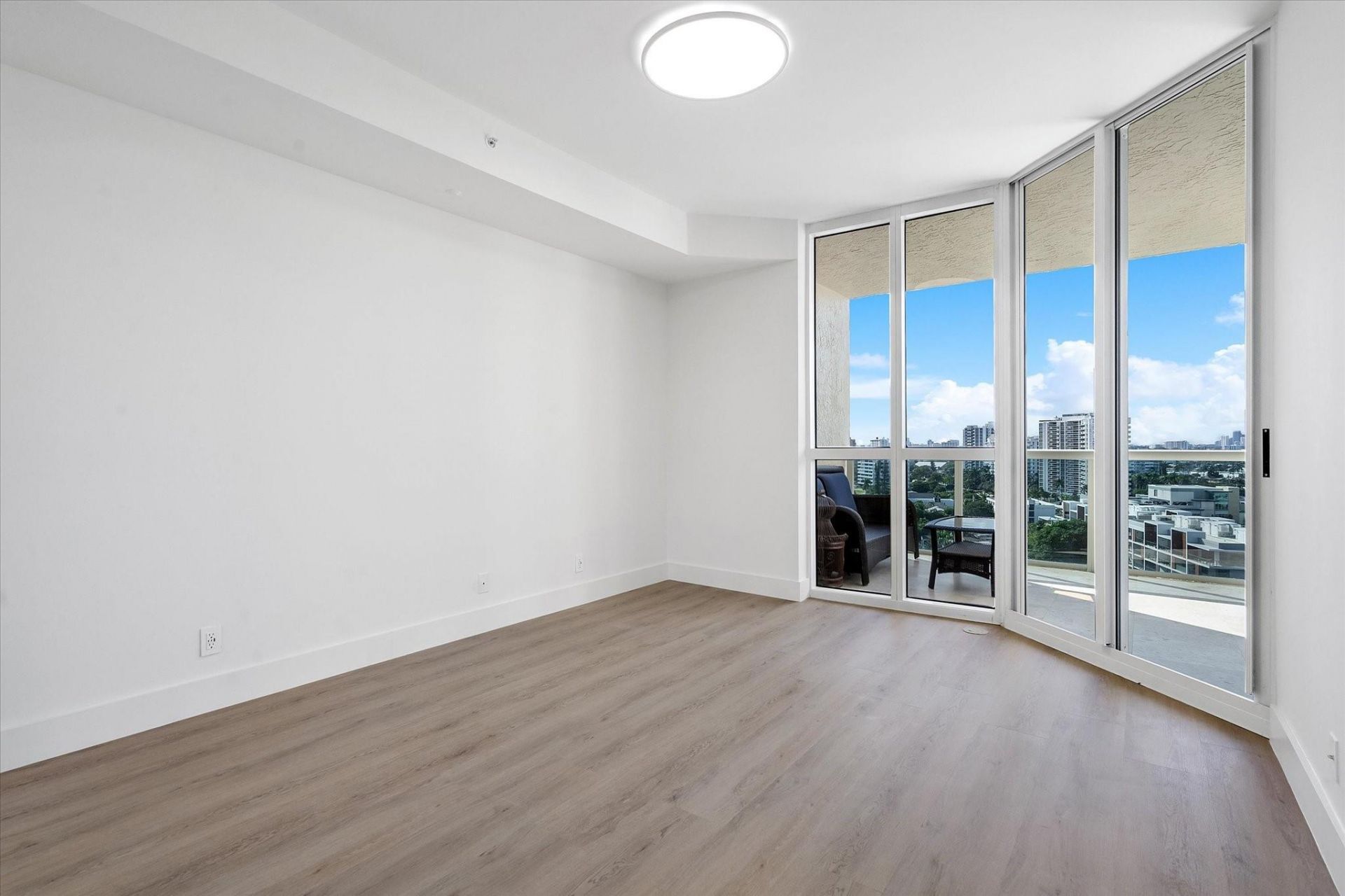 3100 N Ocean Boulevard, Unit 1206, Fort Lauderdale, FL 33308 Photo