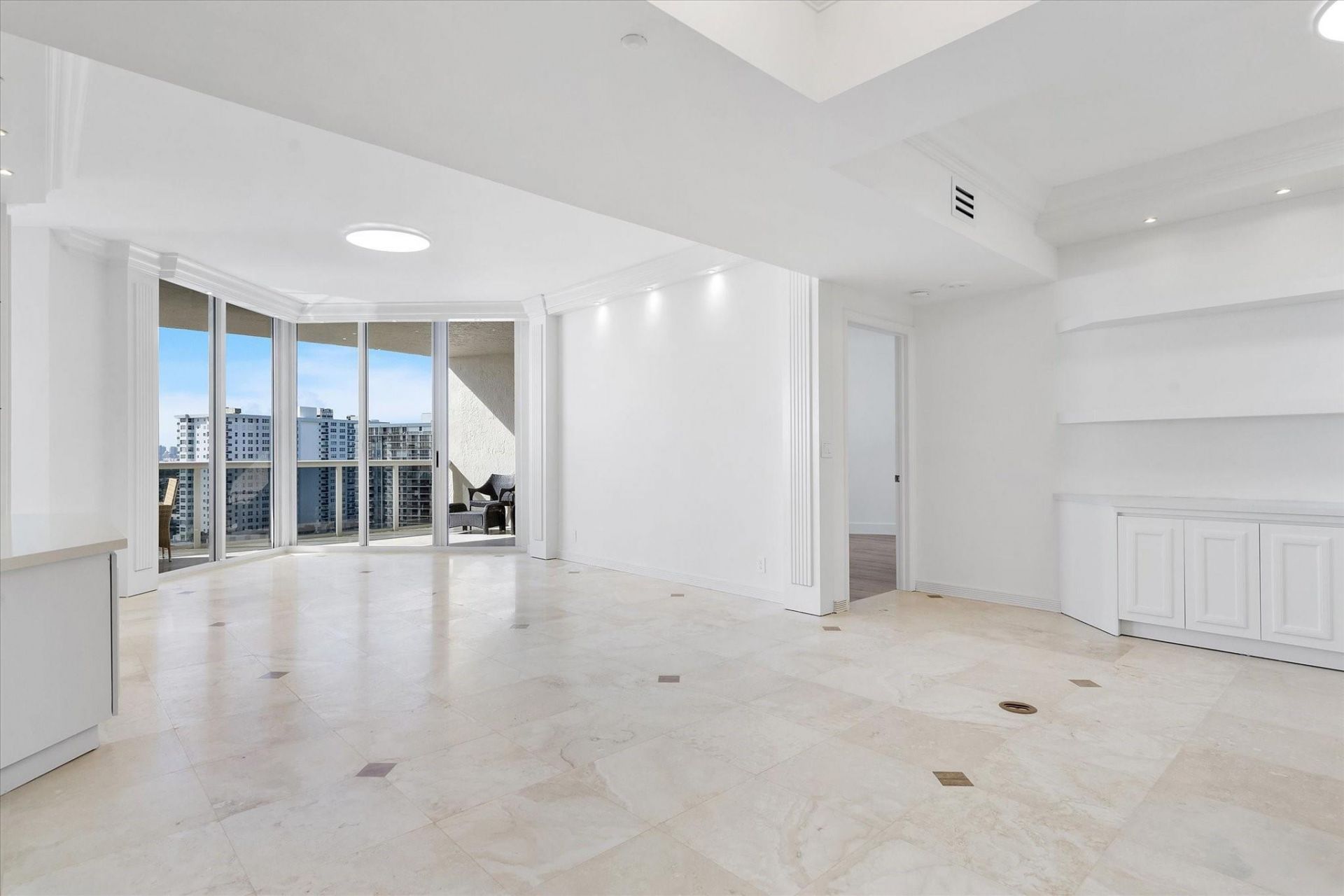 3100 N Ocean Boulevard, Unit 1206, Fort Lauderdale, FL 33308 Photo