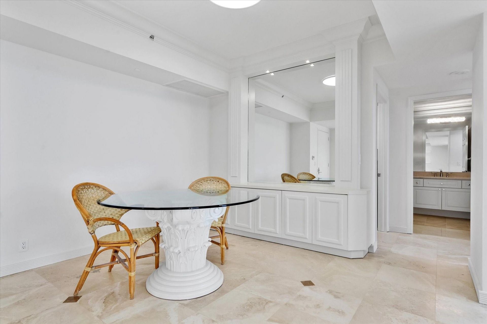 3100 N Ocean Boulevard, Unit 1206, Fort Lauderdale, FL 33308 Photo