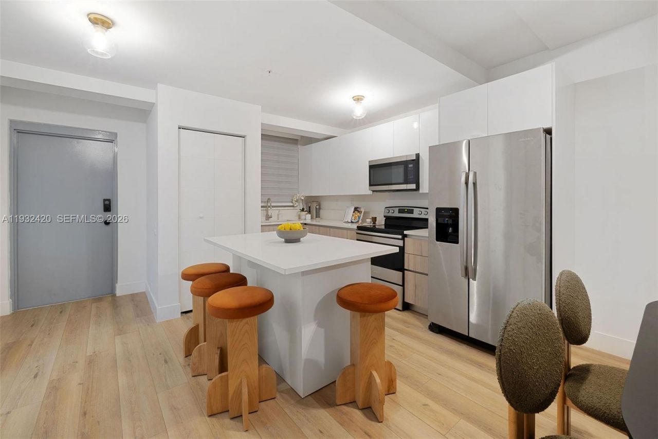 1542 NW 2nd St, Unit 105, Miami, FL 33125 Photo