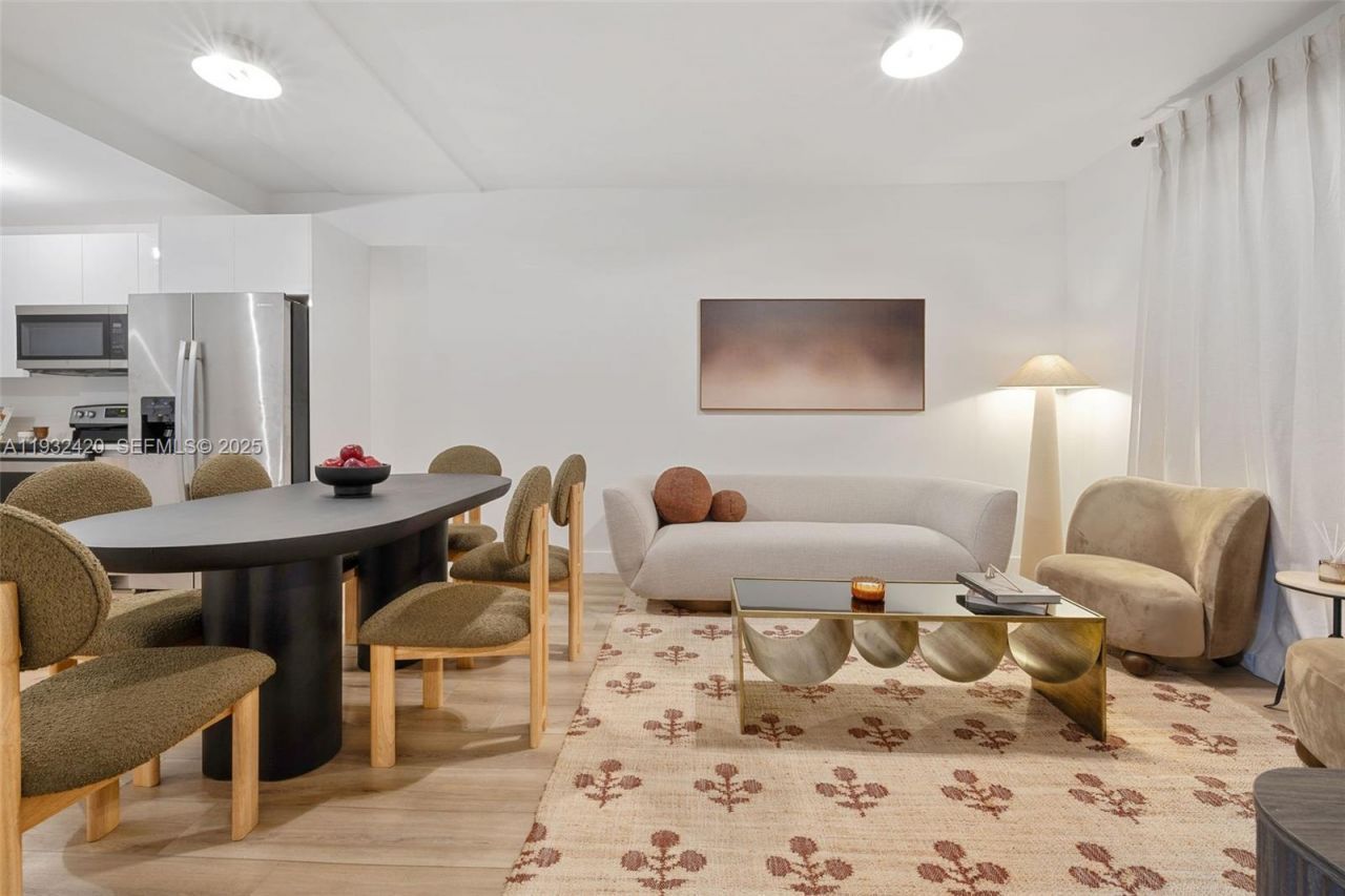 1542 NW 2nd St, Unit 105, Miami, FL 33125 Photo