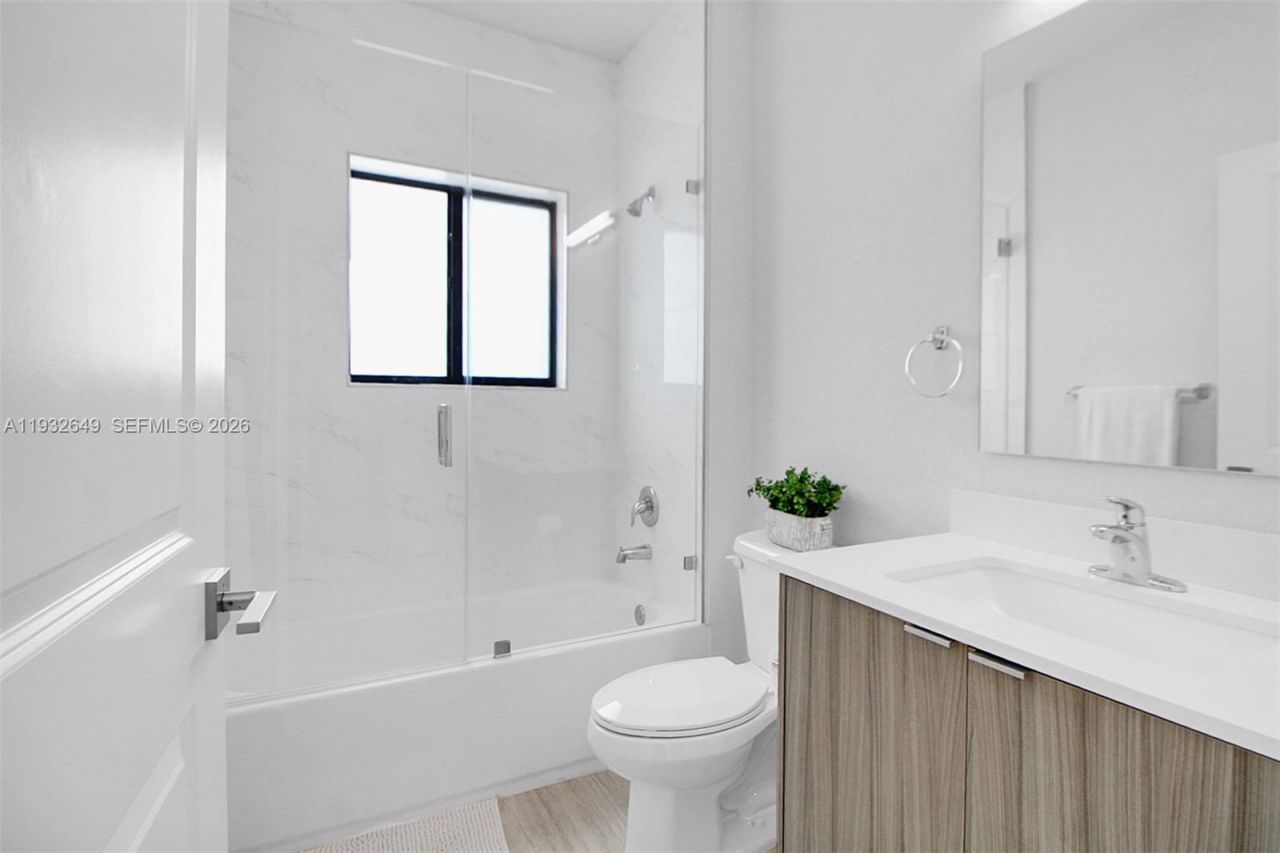 14671 SW 20th St, Miami, FL 33175 Photo