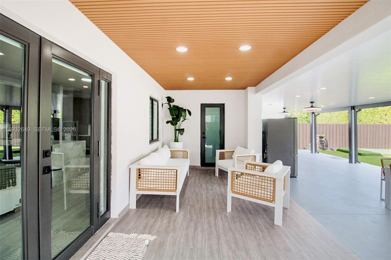 14671 SW 20th St, Miami, FL 33175 Photo