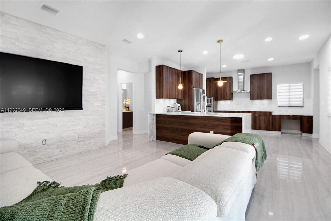 14671 SW 20th St, Miami, FL 33175 Photo