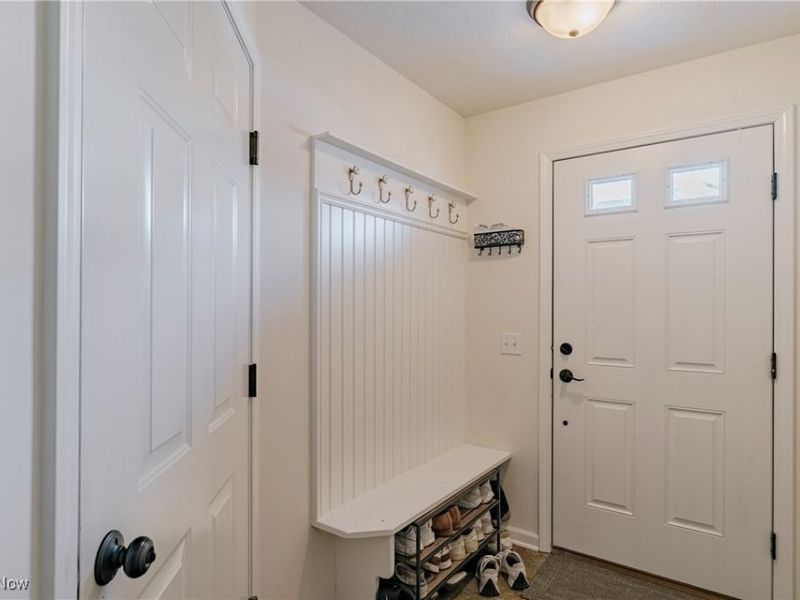 26 Grandview Drive, Rocky River, OH 44116 Photo 3