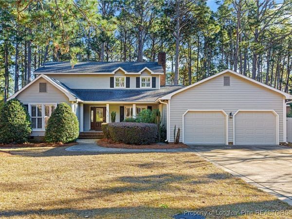 6831 Uppingham Road, Fayetteville, NC 28306