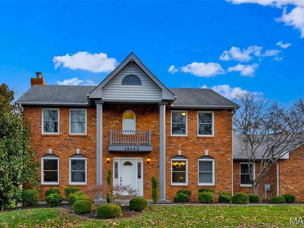 15142 Highcroft Drive Drive, Chesterfield, MO 63017