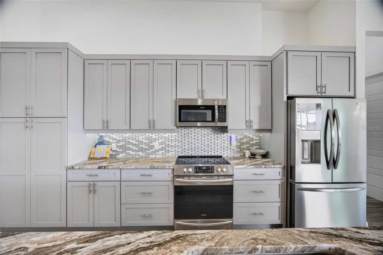 2817 NW 41st Avenue, Cape Coral, FL 33993 Photo