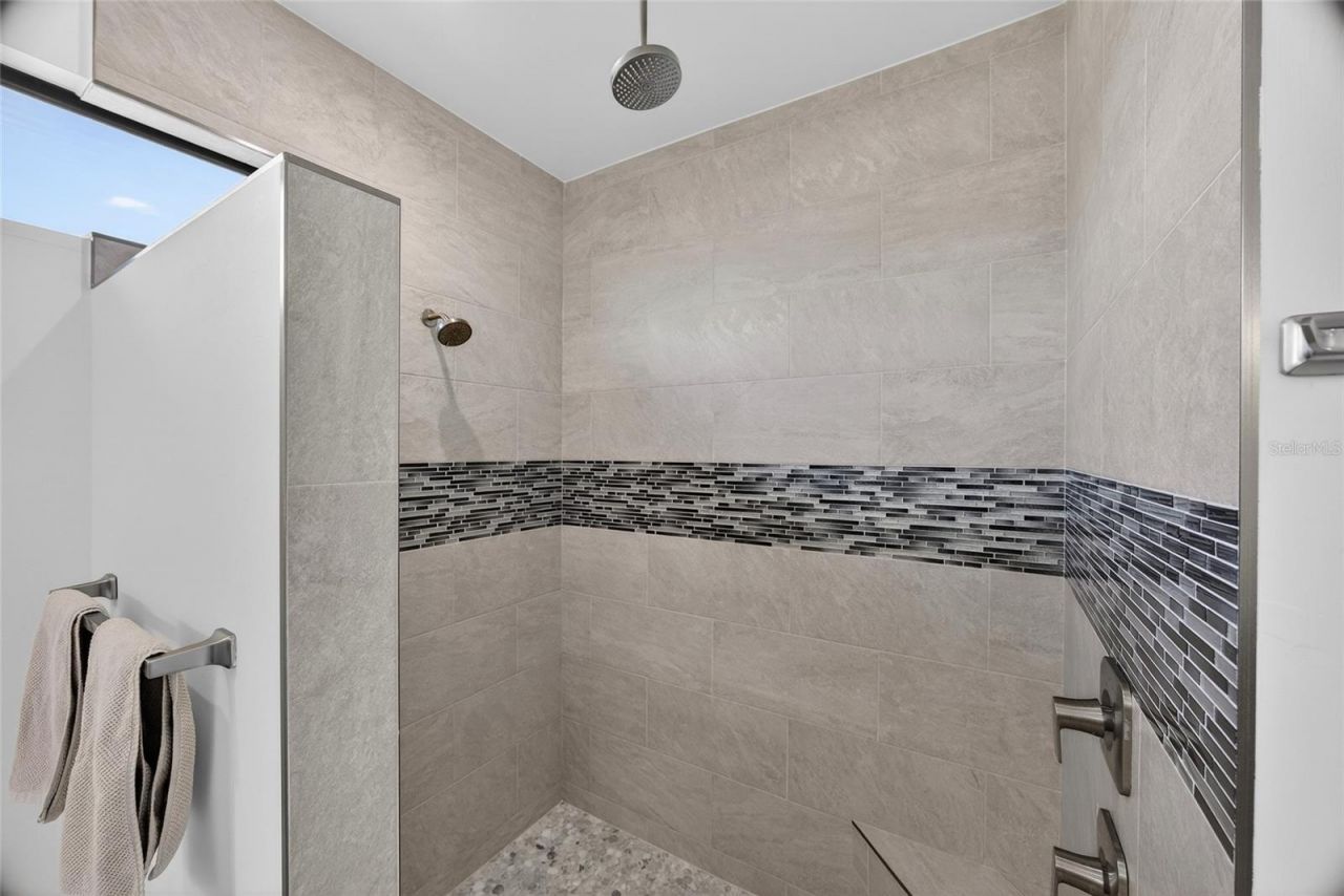 2817 NW 41st Avenue, Cape Coral, FL 33993 Photo