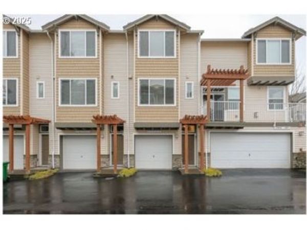 15416 SW MALLARD DR, Unit 104, Beaverton, OR 97007