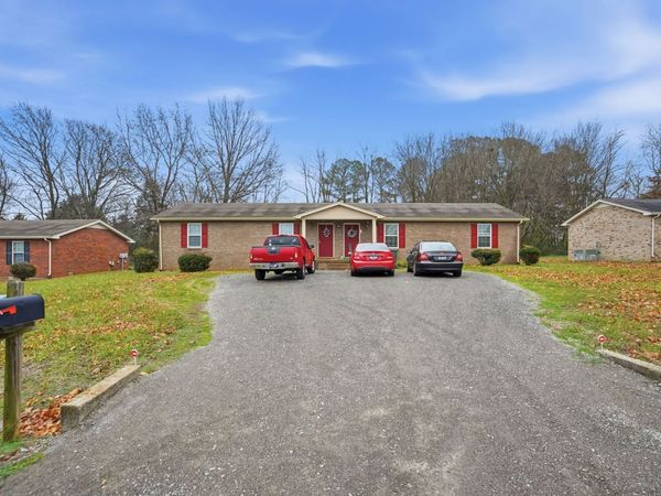 104 Gayla Ct, Portland, TN 37148
