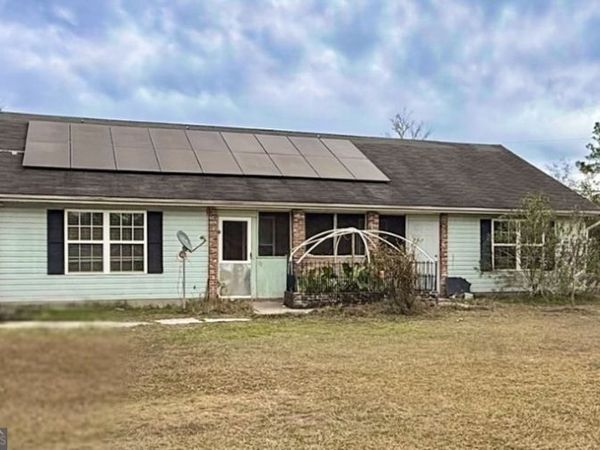 387 Burton Street, Nahunta, GA 31553