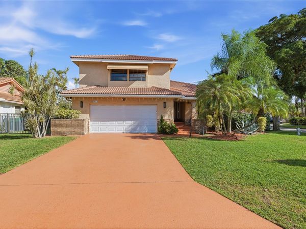 5613 NW 64th Terrace, Coral Springs, FL 33067