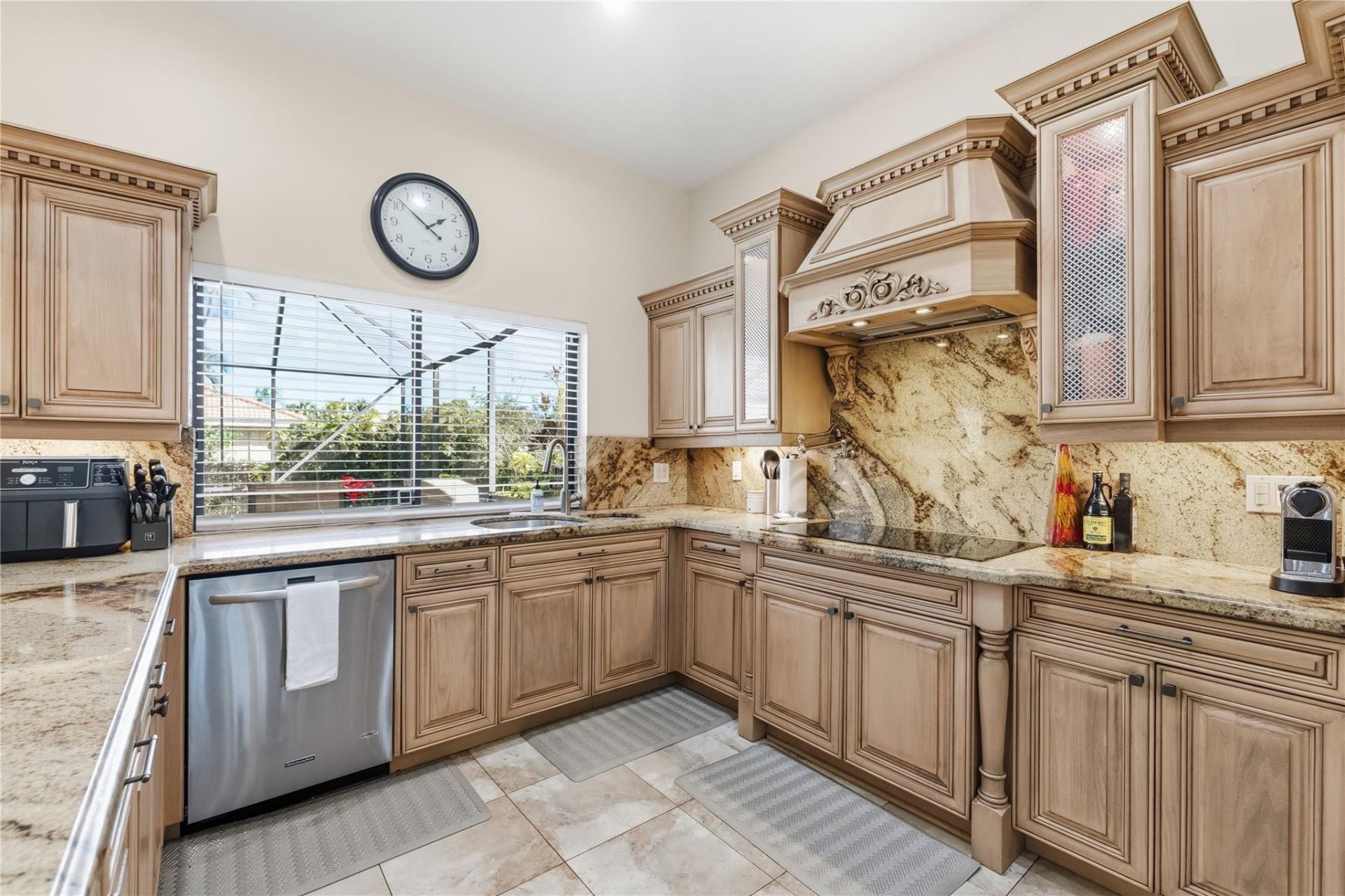 5613 NW 64th Terrace, Coral Springs, FL 33067 Photo