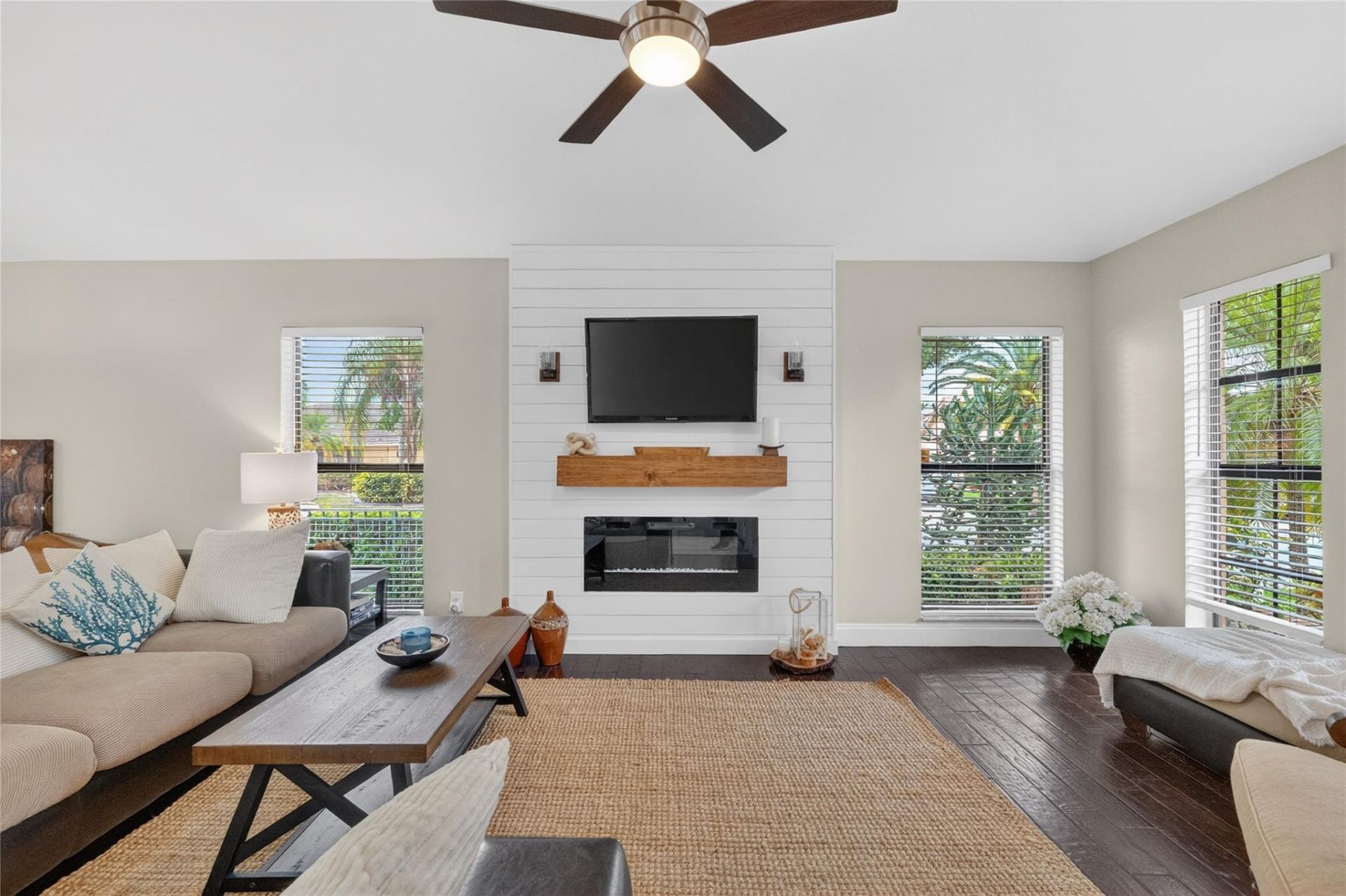 5613 NW 64th Terrace, Coral Springs, FL 33067 Photo