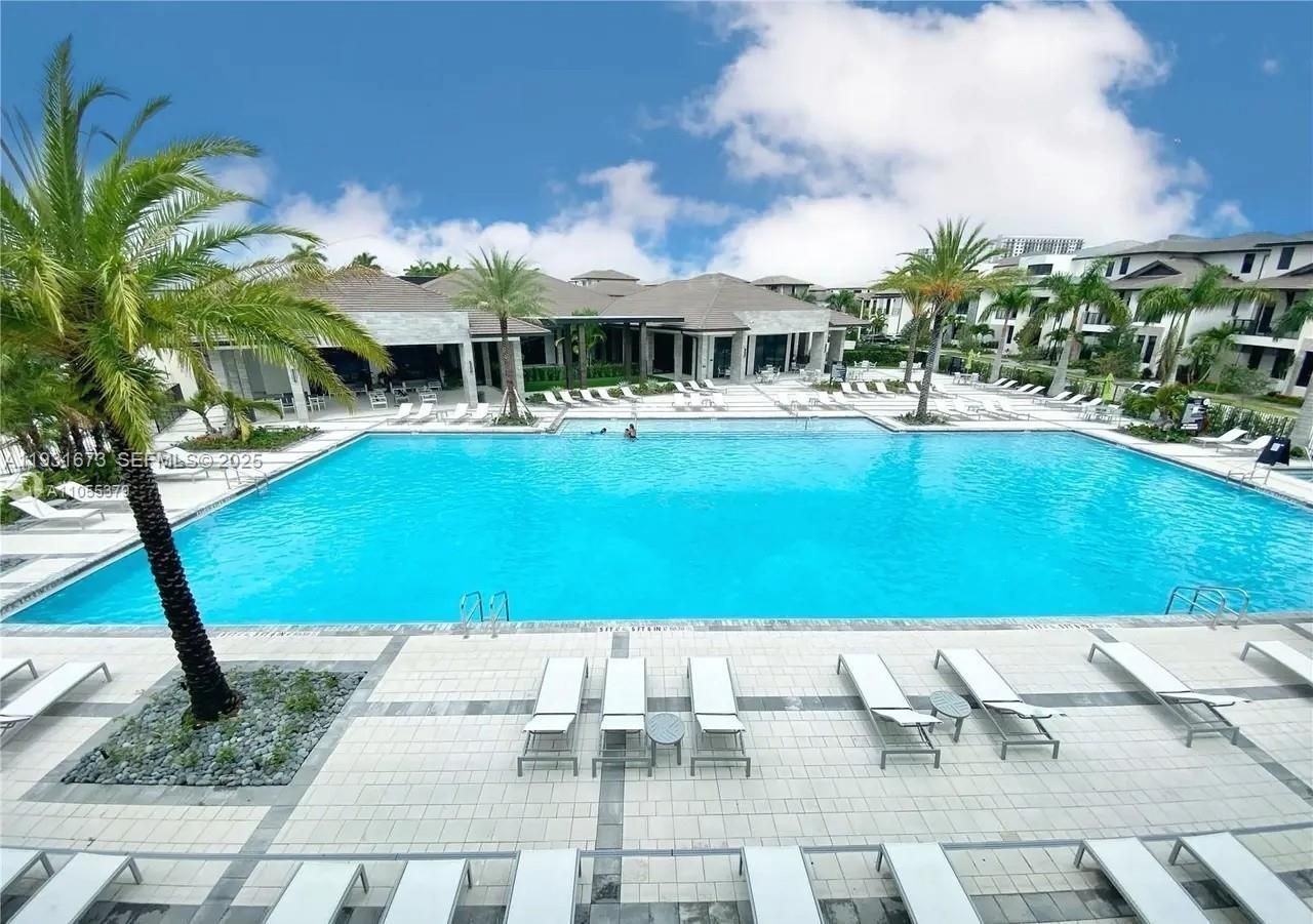 4749 NW 85th Ave, Doral, FL 33166 Photo