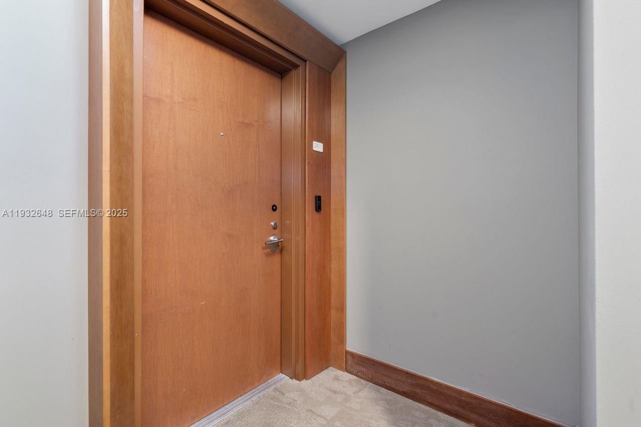 31 SE 5th St, Unit 2911, Miami, FL 33131 Photo